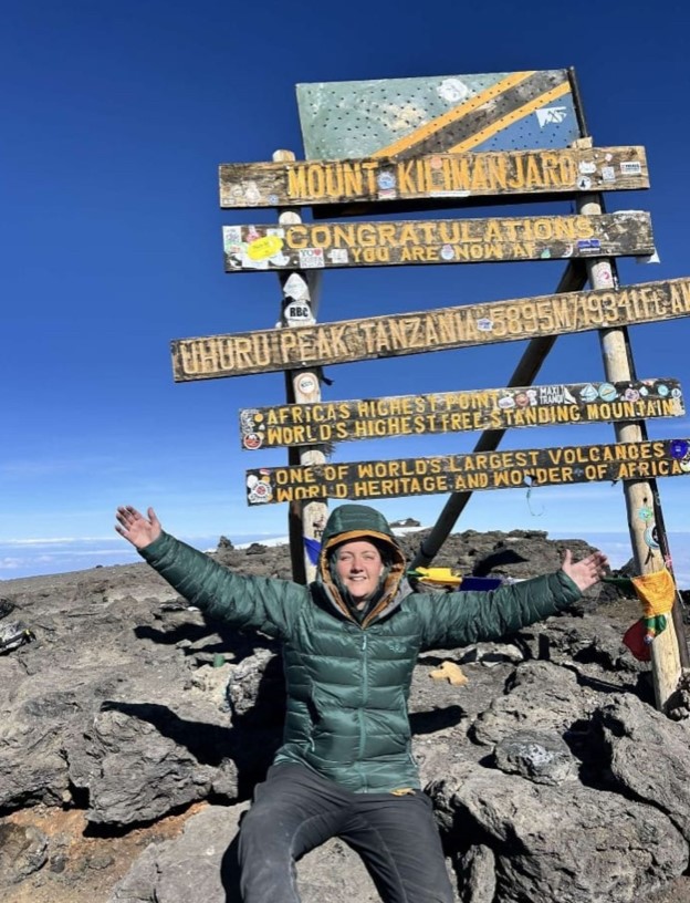 Laura Coakley Summit - Kingfisher Lighting