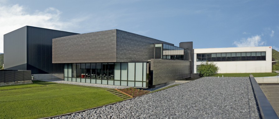 AEC Headquarters building - Kingfisher Lighting